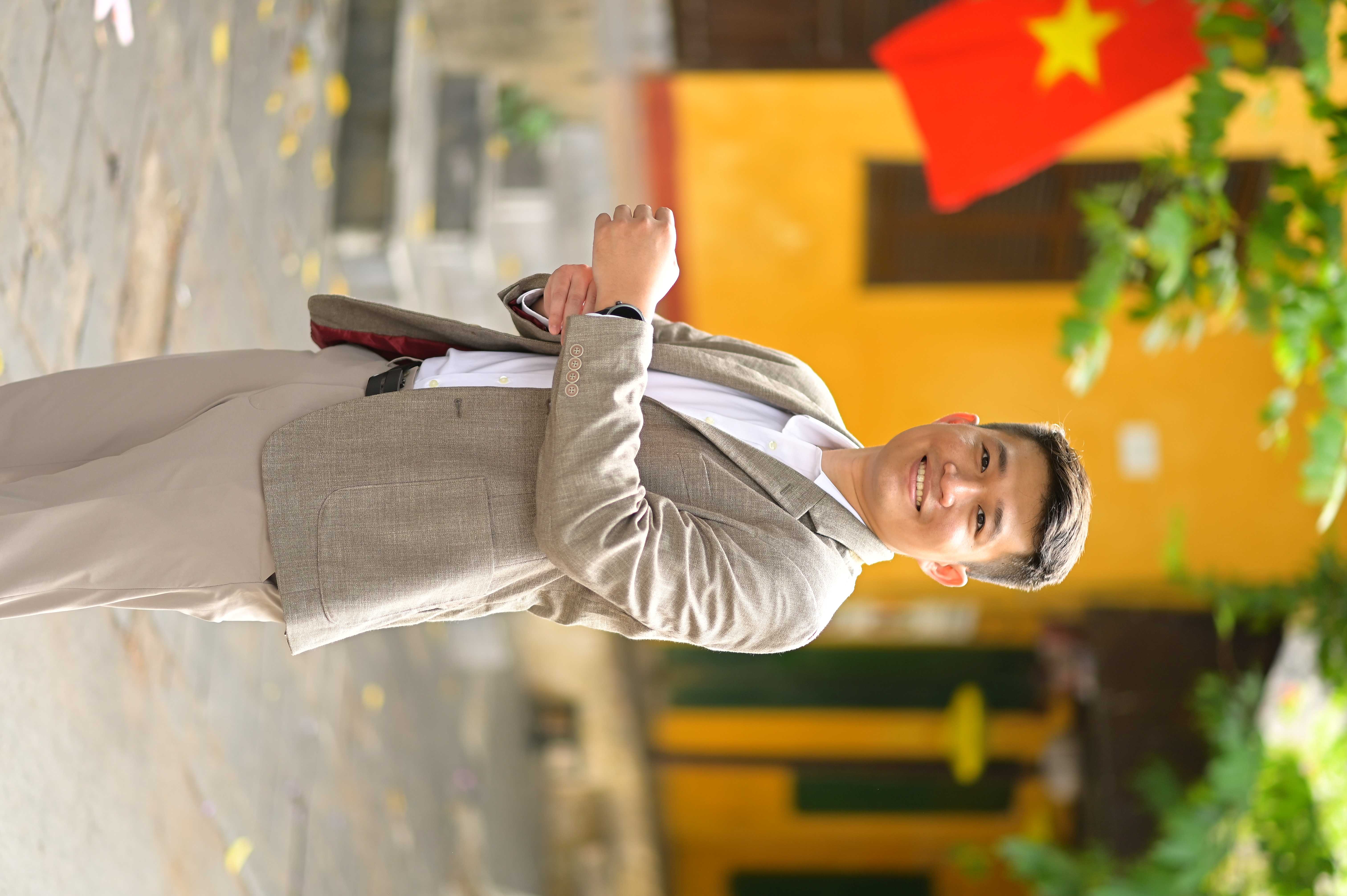 Ảnh chú rể Sơn Tùng
